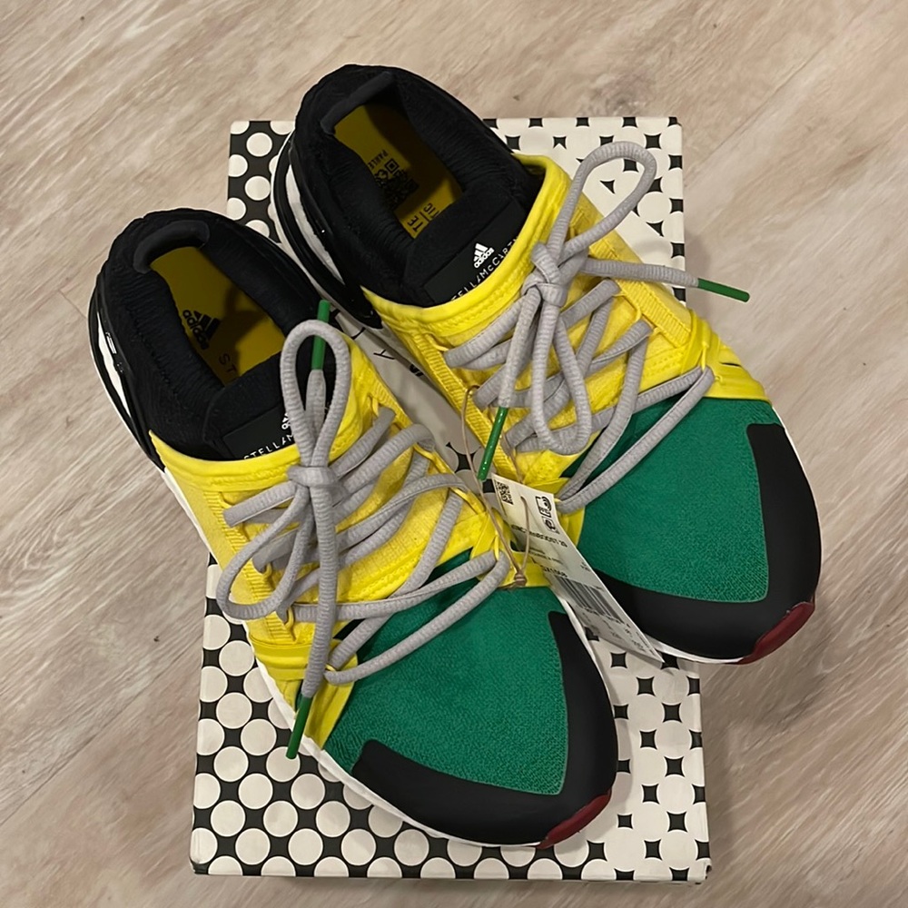 BOLD Color Stella McCartney Ultra Boost 20 Running Sneakers!
